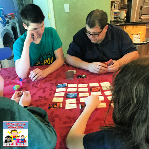 Codenames for working on social cues